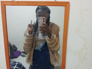 エロティックなビデオチャット Sexycharlet43