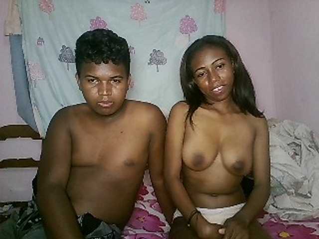 ブロードキャストスクリーンショット sexycouple32