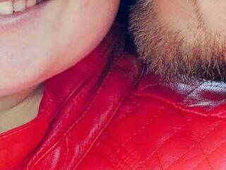 エロティックなビデオチャット Sexycouple9