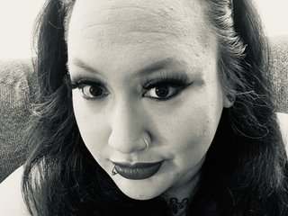 エロティックなビデオチャット SexyGothNerd90