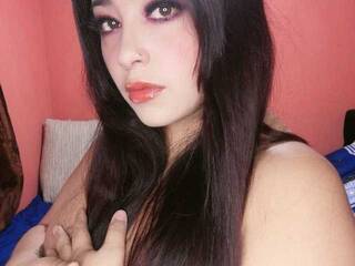 エロティックなビデオチャット sharikwilson