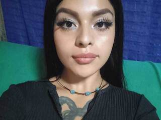 エロティックなビデオチャット Sharlote-Williams