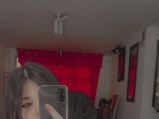 エロティックなビデオチャット sharlotte-1