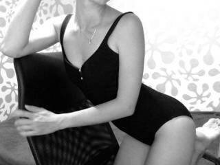 エロティックなビデオチャット shergladis