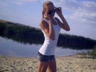 エロティックなビデオチャット shishova