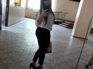 エロティックなビデオチャット shlilya