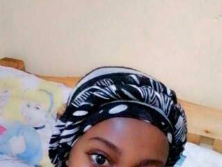 エロティックなビデオチャット Shriex-cutie