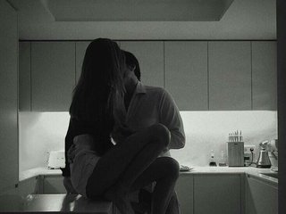 エロティックなビデオチャット ShvartsAM