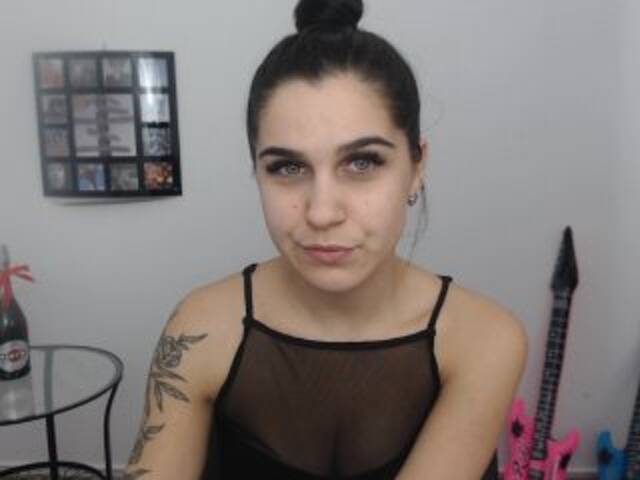 ブロードキャストスクリーンショット shyLOLLA