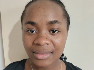 エロティックなビデオチャット Simona-Q