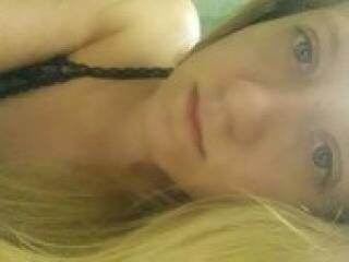 エロティックなビデオチャット skazachka