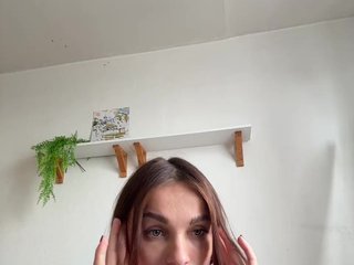 エロティックなビデオチャット SkylarJewels