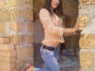 エロティックなビデオチャット slaadenka