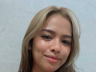 エロティックなビデオチャット Slimsexy69x