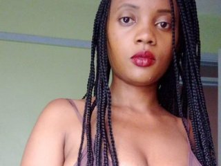 エロティックなビデオチャット SluttyNinaXXX