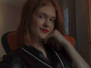 エロティックなビデオチャット SlyFoxEva