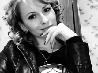 エロティックなビデオチャット Smorodinkaa