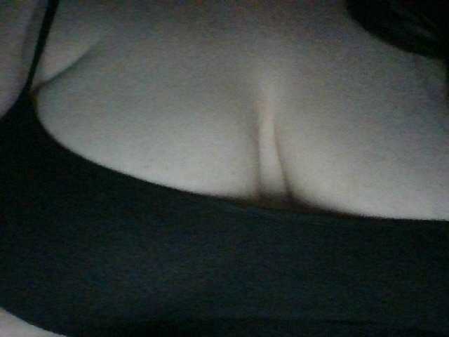 写真 So-Thick BBW! Take me private or spy on me! ;)