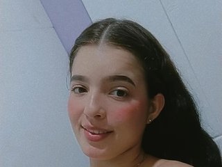 エロティックなビデオチャット SofiaSmith19