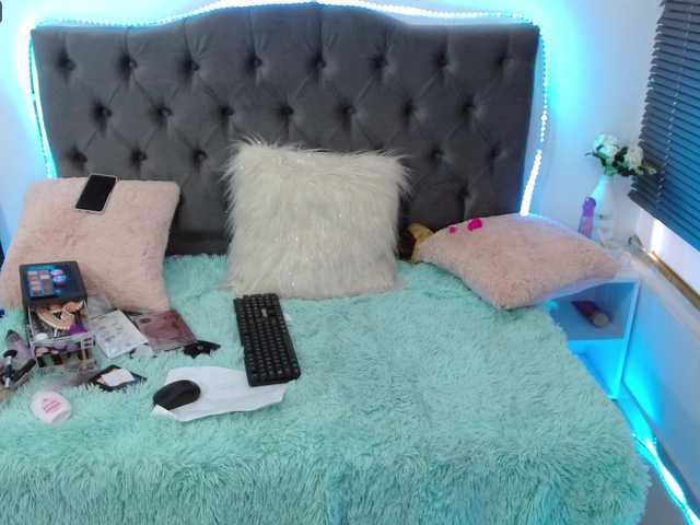 ブロードキャストスクリーンショット SofiEvans15