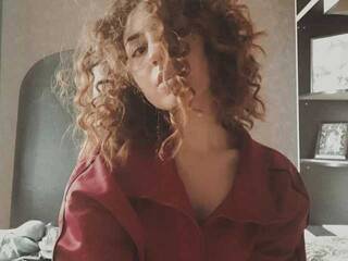 エロティックなビデオチャット SofiyaRed