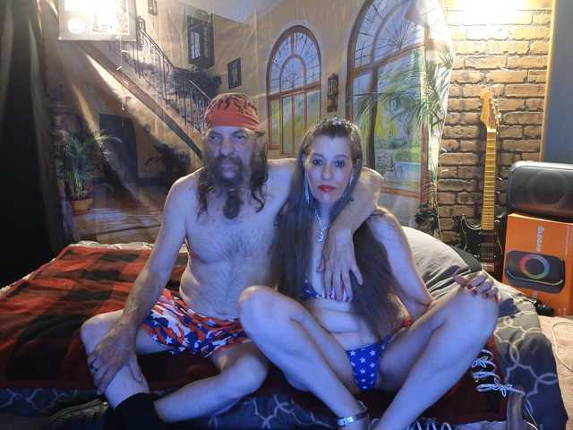 プロフィールの写真 HusbandAndWife