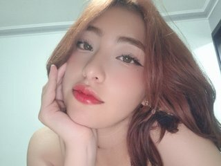 エロティックなビデオチャット Soojinn