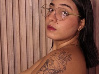 エロティックなビデオチャット Sophia-curvy1