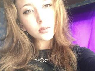 エロティックなビデオチャット Ssaraa