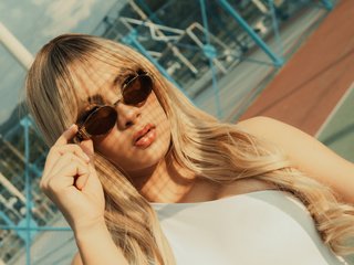 エロティックなビデオチャット StacyEvans