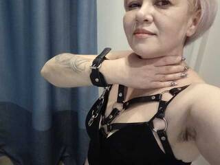 エロティックなビデオチャット Stellablacke