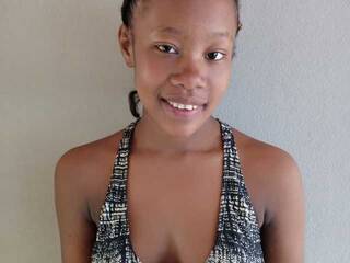 エロティックなビデオチャット Stencyah