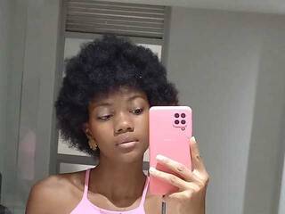 エロティックなビデオチャット sthefanyowen