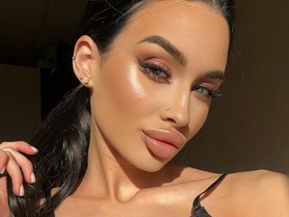 エロティックなビデオチャット strawberry69a