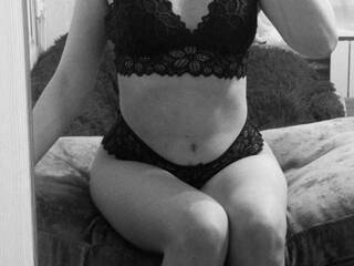 エロティックなビデオチャット youdreames19