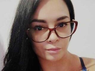 エロティックなビデオチャット Sweet-Gold81