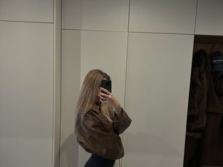 エロティックなビデオチャット Sweet-Melodie