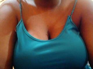 エロティックなビデオチャット Sweet-teyy