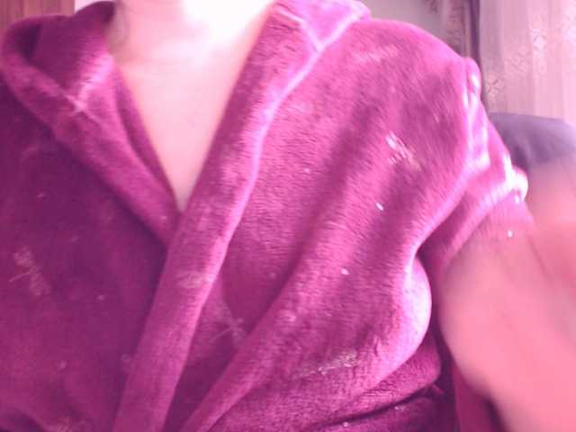 写真 SweetBrunete on samuse ensemble;)? ...xxx...on commence avec 30 tokens seins....et on continue..xxxx