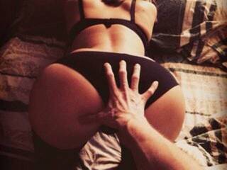 エロティックなビデオチャット SweetCherrys