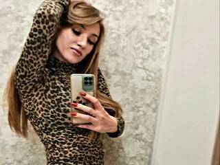 エロティックなビデオチャット SweetHotBaby