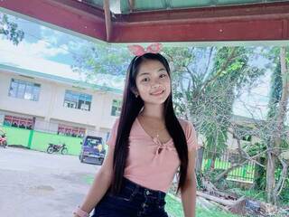 エロティックなビデオチャット SweetMae21