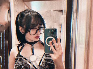 エロティックなビデオチャット SweetMilina