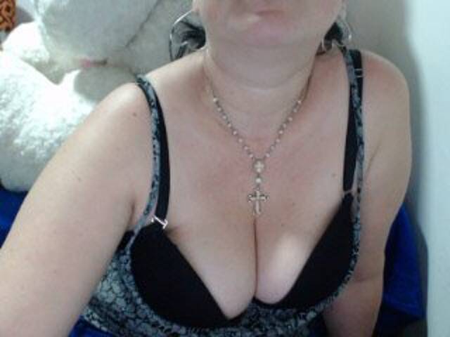 ブロードキャストスクリーンショット SwetValentina