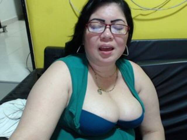 ブロードキャストスクリーンショット SwetValentina