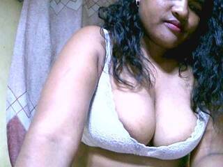 エロティックなビデオチャット SydneiDollux