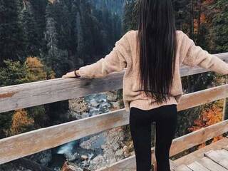 エロティックなビデオチャット tamarahester