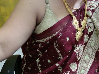 エロティックなビデオチャット Tamilbabby2025