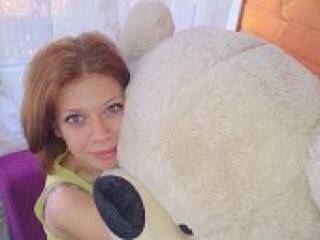 エロティックなビデオチャット tamislava