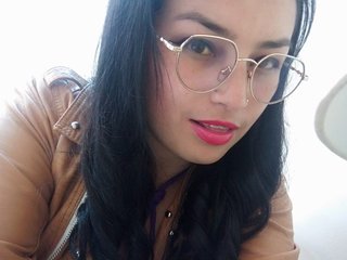 エロティックなビデオチャット taniapervert